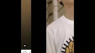Ana uhibbuka fillah versi gus azmi .....  Bikin baper ngeliat nya  😘😘😘