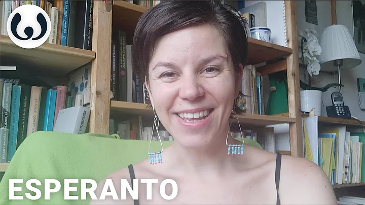 Native Esperanto speaker | Stela speaking the Espe...