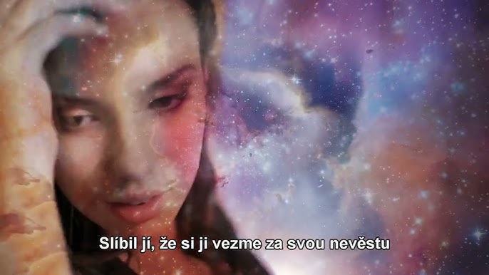 Fisting uchun Moskva fohishalar Oriq qiz mushtini mushtiga oladi