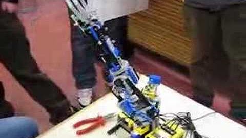 Lego Mindstorms Robotic Arm