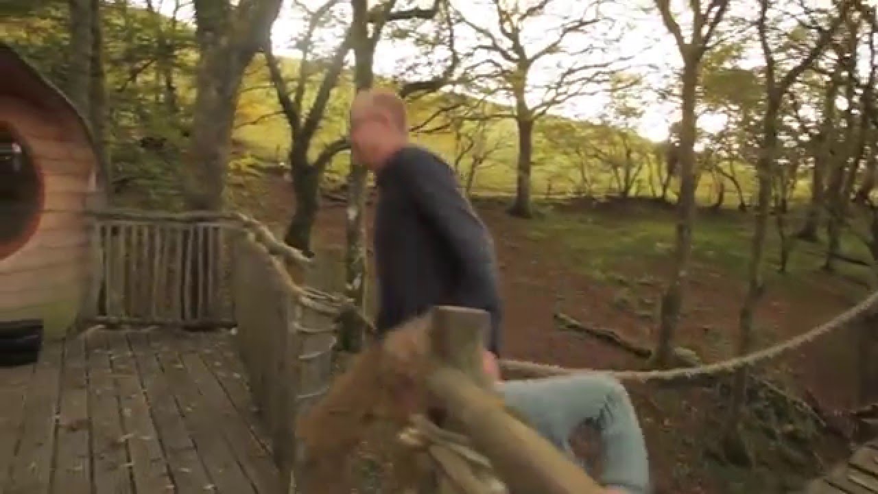 Gwdy Hw Treehouse in Powys Canopy and Stars photo