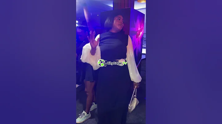 ENIOLA AJAO DANCE MOMENT