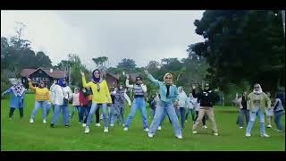 senam santuy enak #tumang pun kasih# fresly nikijuluw#full colour days