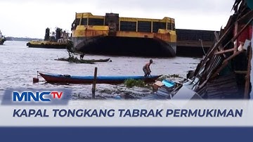 Kapal Tongkang Tabrak Puluhan Rumah Warga di Tapin, Kalimantan Selatan