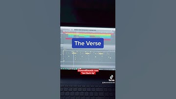 Guy Makes a FIRE 🔥 Beat on Maschine MK3 #Shorts