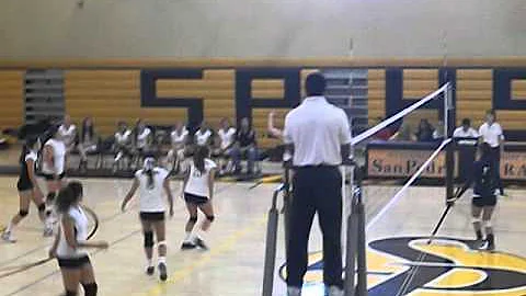 Julia Sampson Drives Home Kill From Cross Court