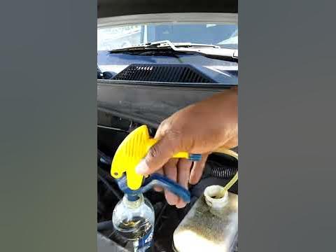 How to remove brake fluid from reservoir without spills - YouTube