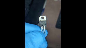 LM7805 Positive Output Voltage Regulator setup on breadboard