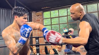 RYAN GARCIA goes ALL OUT on the pads for DEVIN HANEY; CATCH-AND-SHOOT game on POINT W/ DERRICK JAMES