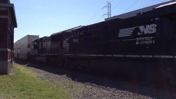 Quick Clip: NS 21M meets NS 212 @Bound Brook