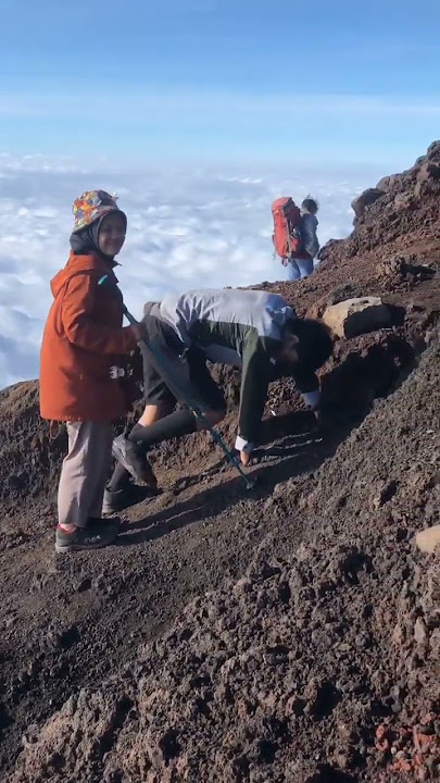Gunung Slamet Bikin Tremor Dan Takut Mrosot !! #gunungslamet #short