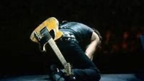 Bruce Springsteen Falls Down on Stage