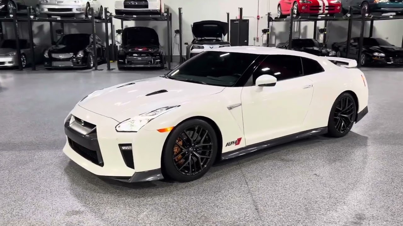 2017 Nissan GTR Premium Alpha 7 Package - YouTube