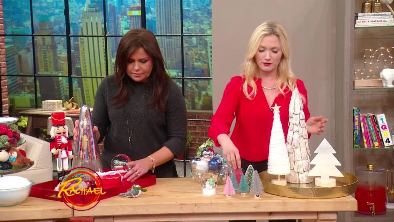 Use Trays to Make Artful Holiday Arrangements | Rachael Ray Show