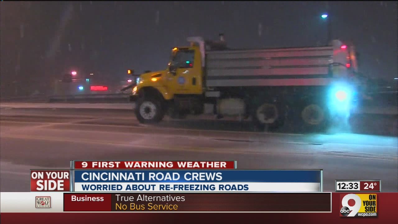 Cincinnati road crews working - YouTube