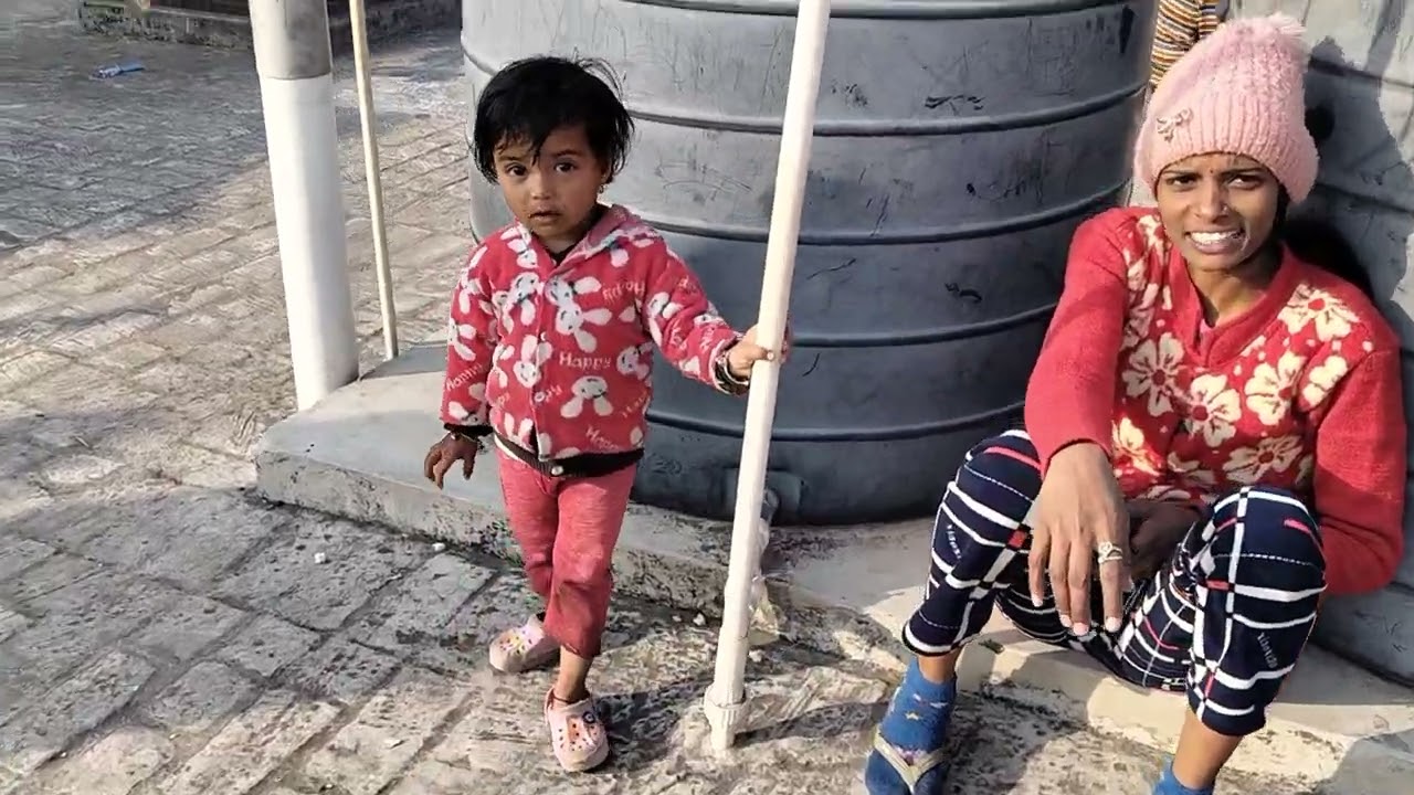   न्यू ब्लॉग दोस्तों वीडियो पूरा वॉच कीजिए ham लोग छत पर hai kya कर रहे हैं हम लोग 