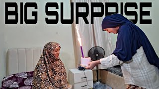 Download Lagu GURIGEEDA AYAA CAKE SURPRISE UGU GEEYNE AYADOO HURDEESO FINALLY 900K  MP3