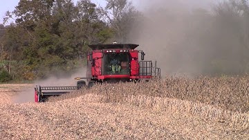 Case IH 7230 Axial-Flow Combine