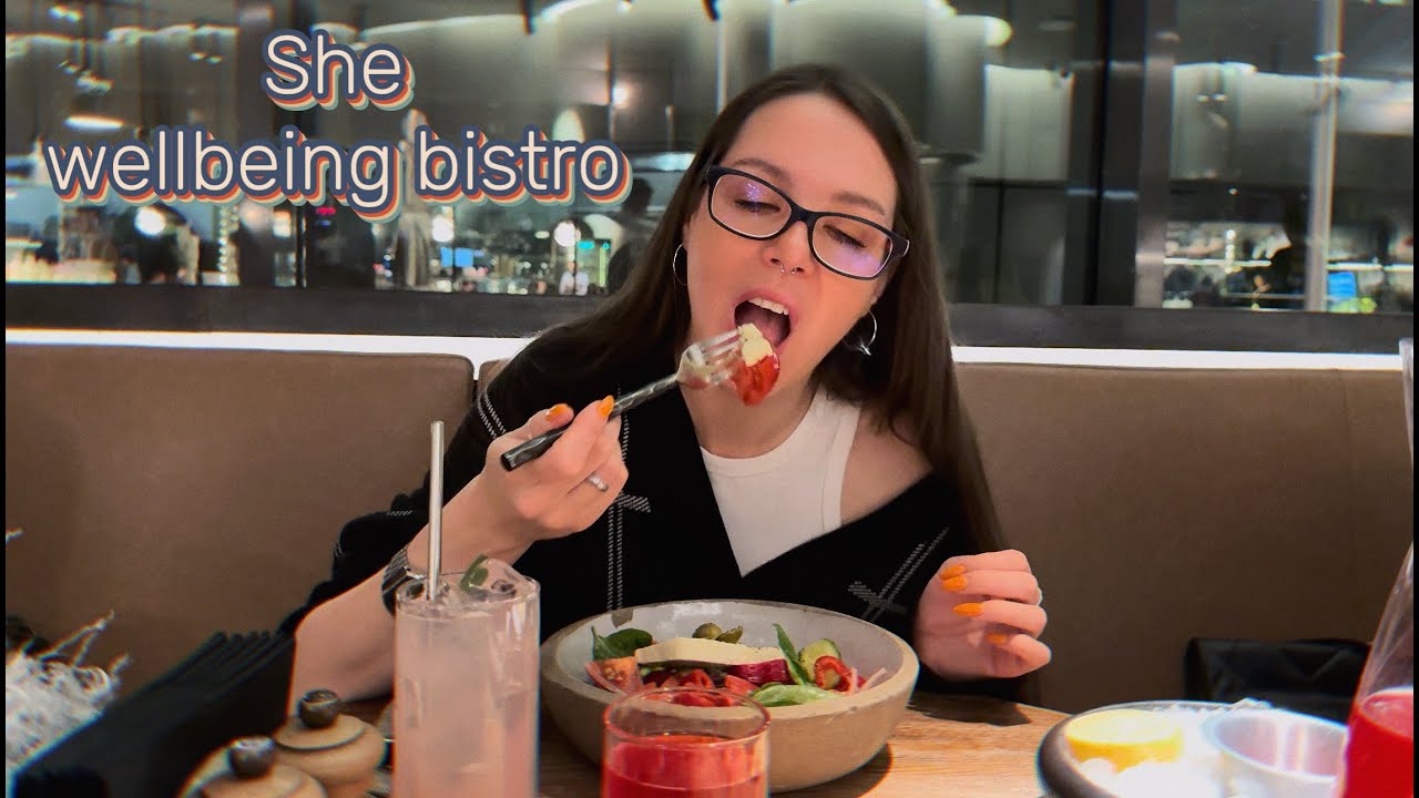РЕСТОРАН КСЕНИИ СОБЧАК. SHE WELLBEING BISTRO