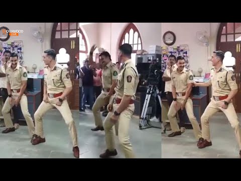 Akshay Kumar & Ranveer Singh Performing Their 'Aila Re Aillaa Step | Akshay & Ranveer Dance #Shorts