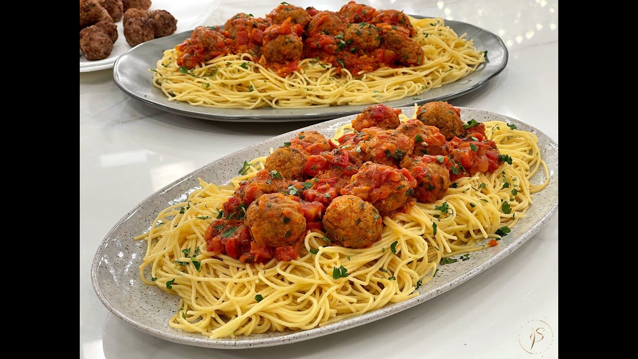 Σπαγγέτι με κεφτεδάκια και σάλτσα ντομάτας - Πέτρος Συρίγος