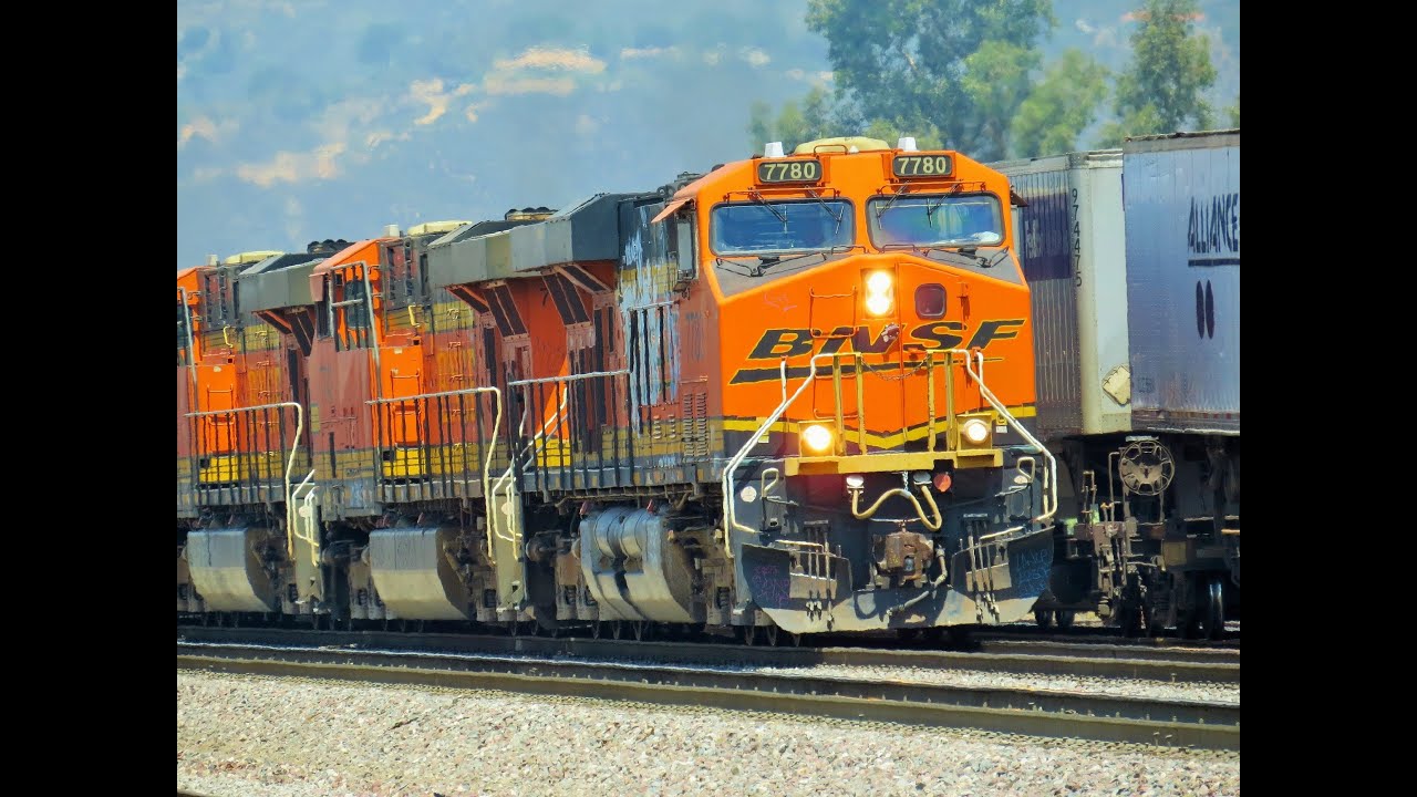 Endless Foreign Power throughout Southern California! KCS, CSX, CN, and SD9043MAC power featured!