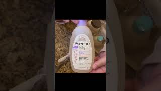 Aveeno Baby Bathtime Solutions Baby & Me Gift Set with Baby Wash & Shampoo