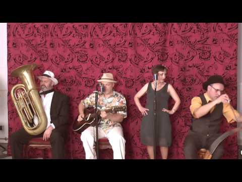 Little Miss Umpha & the Ragtigers: Let's get drunk again