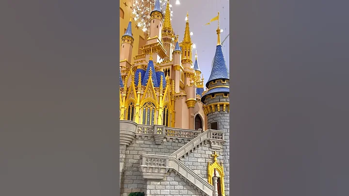 Discover the Magnificent Splendor of Cinderella Castle in Different Sizes #cinderellacastle #disney
