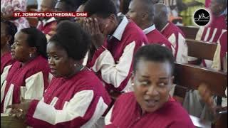 Aulaye Mwili Wangu - Kwaya ya Familia Takatifu Kanisa Kuu la Mt. Yosefu DSM