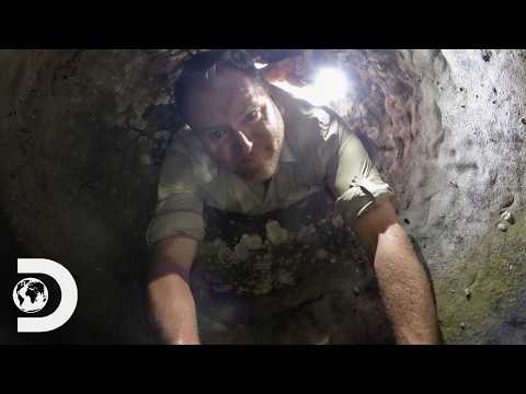 Archaeologists Discover Persian Artifacts Inside Mysterious Stone Jars | Expedition Unknown
