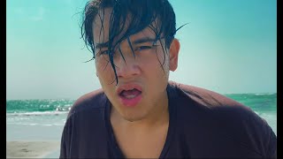 Rochii - Davy Jones (Cold As The Night) [Official Music Video] ft. Cody Christian screenshot 4