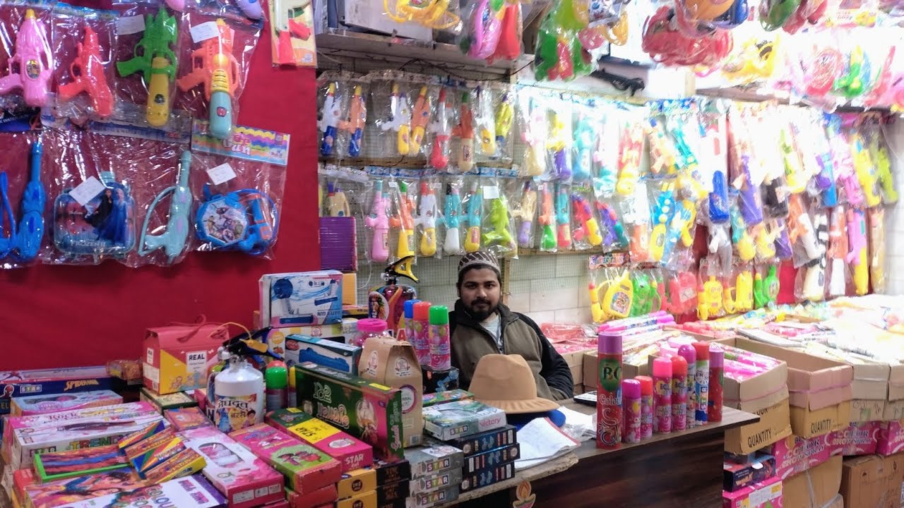  होली सदर बाजार की सबसे सस्ती आइटम मात्र पिचकारी होली ₹6 से शुरू FR enterprises per 