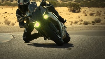 Yamaha R1M and R1, 2015 official