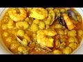 Potaje de garbanzos con almejas y langostinos