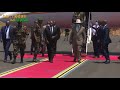 RAIS MAGUFULI AMPOKEA RAIS YOWELI MUSEVENI WATAALAMU WA NCHI ZOTE MBULI WASITUCHELEWESHE RAIS MAGUFULI AMPOKEA RAIS YOWELI MUSEVENI WATAALAMU WA NCHI ZOTE MBULI WASITUCHELEWESHE
