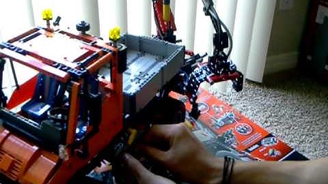LEGO Technic 8110 Unimog U400 demonstration