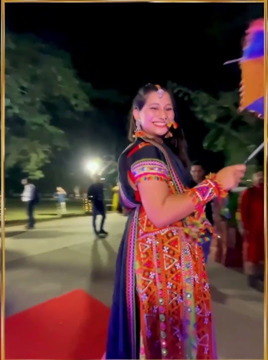 Dholidq…. #dholida #garba #navratri #gangubaikathiawadi #gangubai  #dandiya #merijaan #chelsivlogs