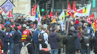 Les salariés de la Sam manifestent à Paris pour réclamer une reprise | AFP