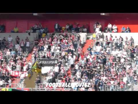 1.FC Köln Fahne im RB Leipzig Block
