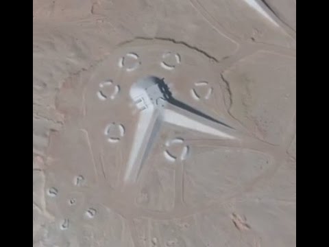 Weird THING in Egypt on Google Earth