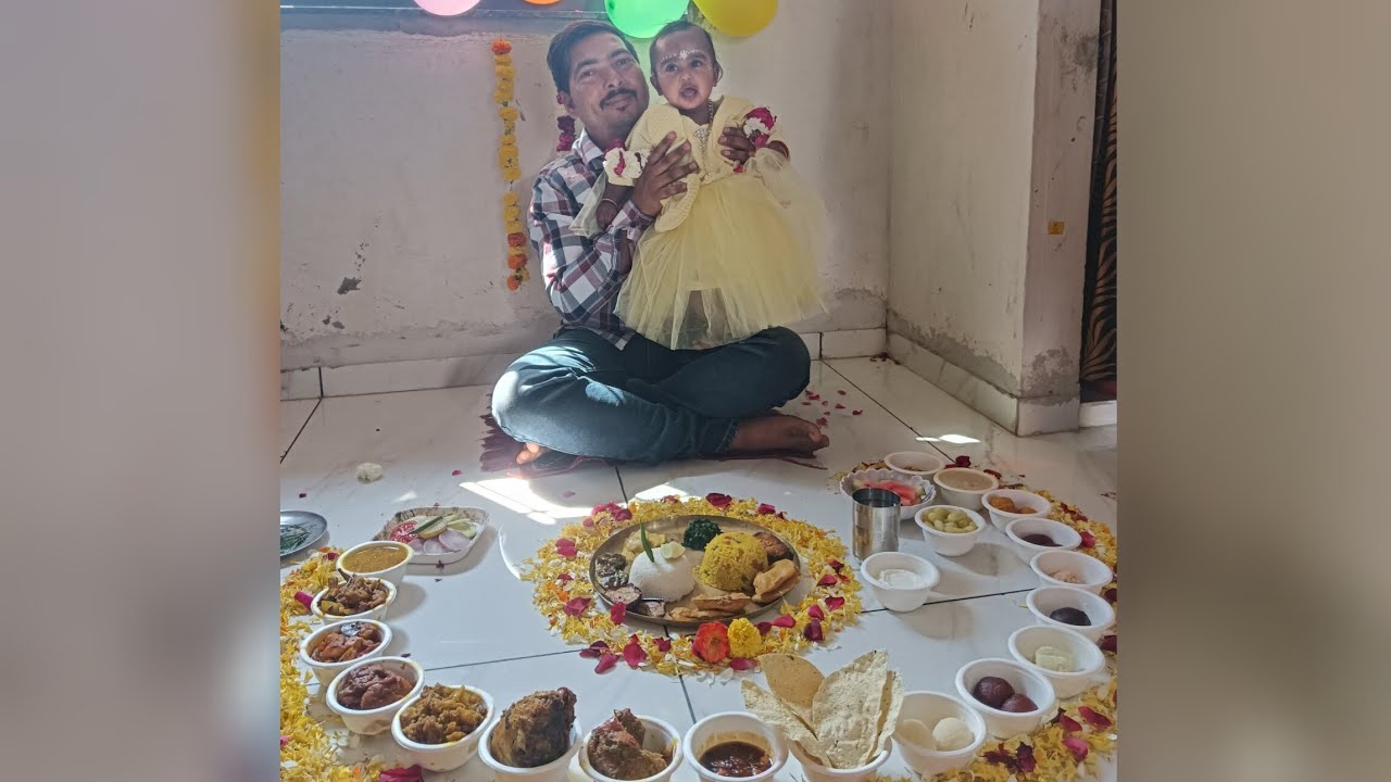 অন্নপ্রাশনের ভিডিও 💕 প্রথম মুখে ভাত তোলার সময় মুখটা দেখি খুশির আলোর ঝলক 😱💕❤️ Bengali traditional = 