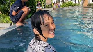 Berenang Seharian Di Kolam Villa Lembang