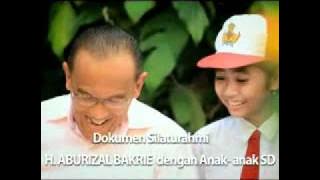 Download lagu Aburizal Bakrie - Dokumensi ARB dan anak SD