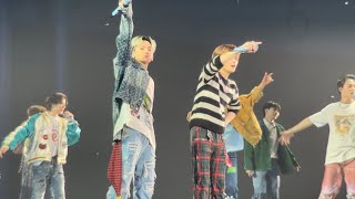 AIVD Fancam - Treasure Clap at 2023 Treasure Tour Hello in Jakarta Day 1 - 18.03.2023 Resimi