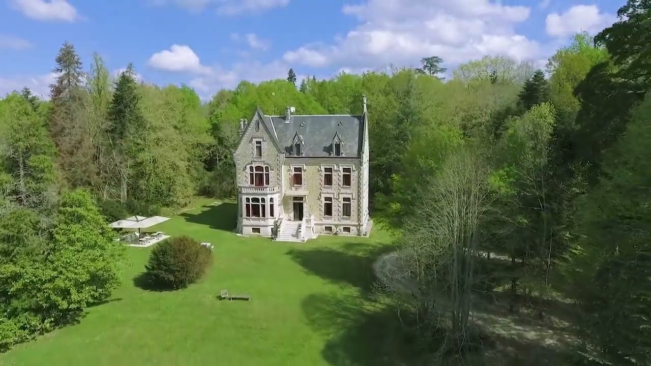 Wonderful historic Chateau + Estate for sale near Bergerac