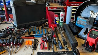 Tools you need to start working on cars