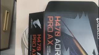 Installing Intel Lga1200 Socket Into Gigabyte H470.