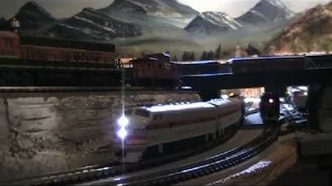 TopHobbyTrains Kato N Scale F7 A-B-B-A consist ESU LokSound N Scale Sound and TCS Z2