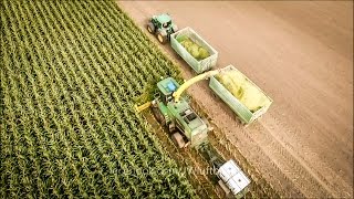 Agrargenossenschaft Stölln im Mais - John Deere Häcksler und Traktoren im Einsatz